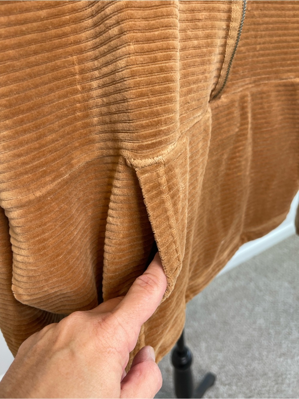 Prana size large Escambia half zip pullover in camel brown velour rib texture - Picture 12 of 16